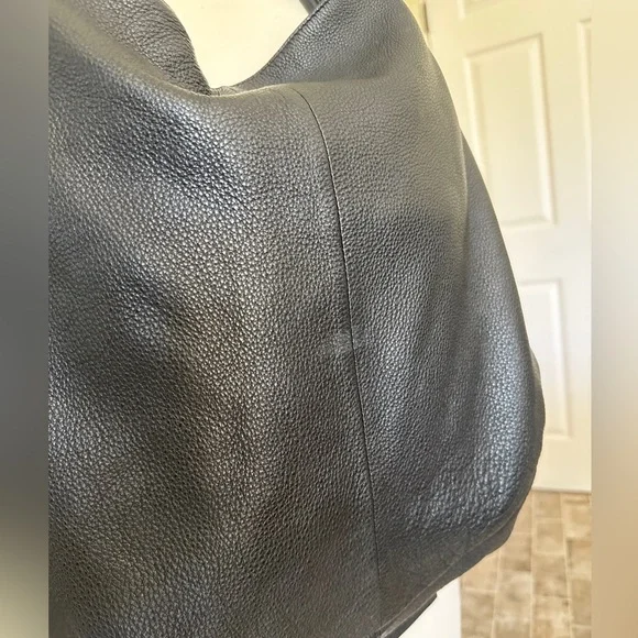 Leather Black Bow Shoulder Bag - Picture 7 of 11